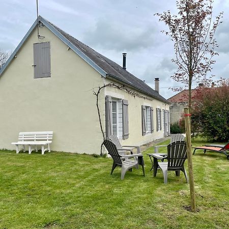 La Maison Des Declos Avec Parking Prive Bayeux Bagian luar foto