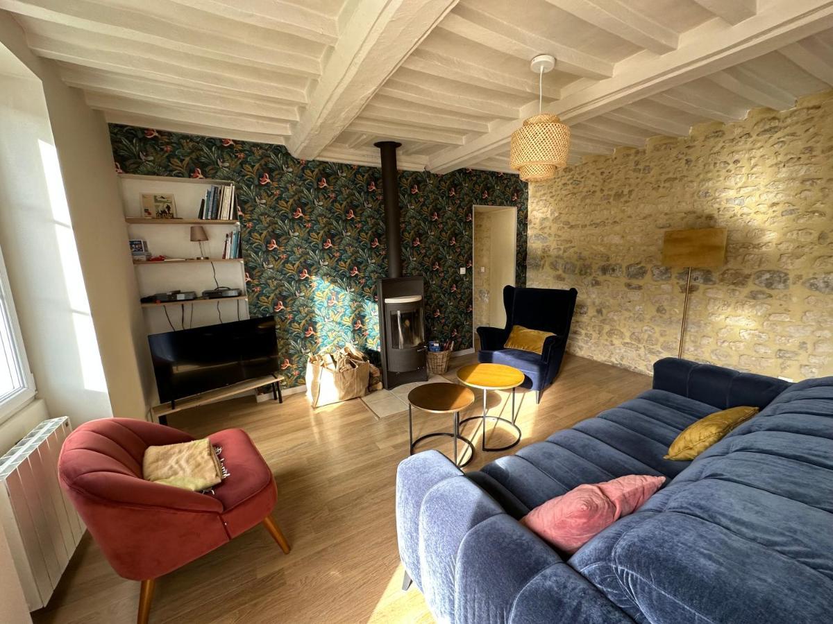 La Maison Des Declos Avec Parking Prive Bayeux Bagian luar foto
